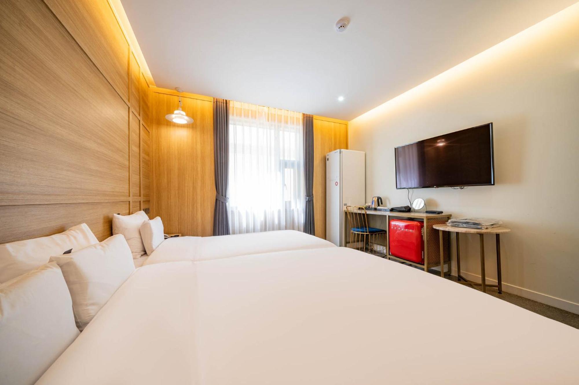 Suncheon Hound Hotel Suncheon Station Branch Esterno foto