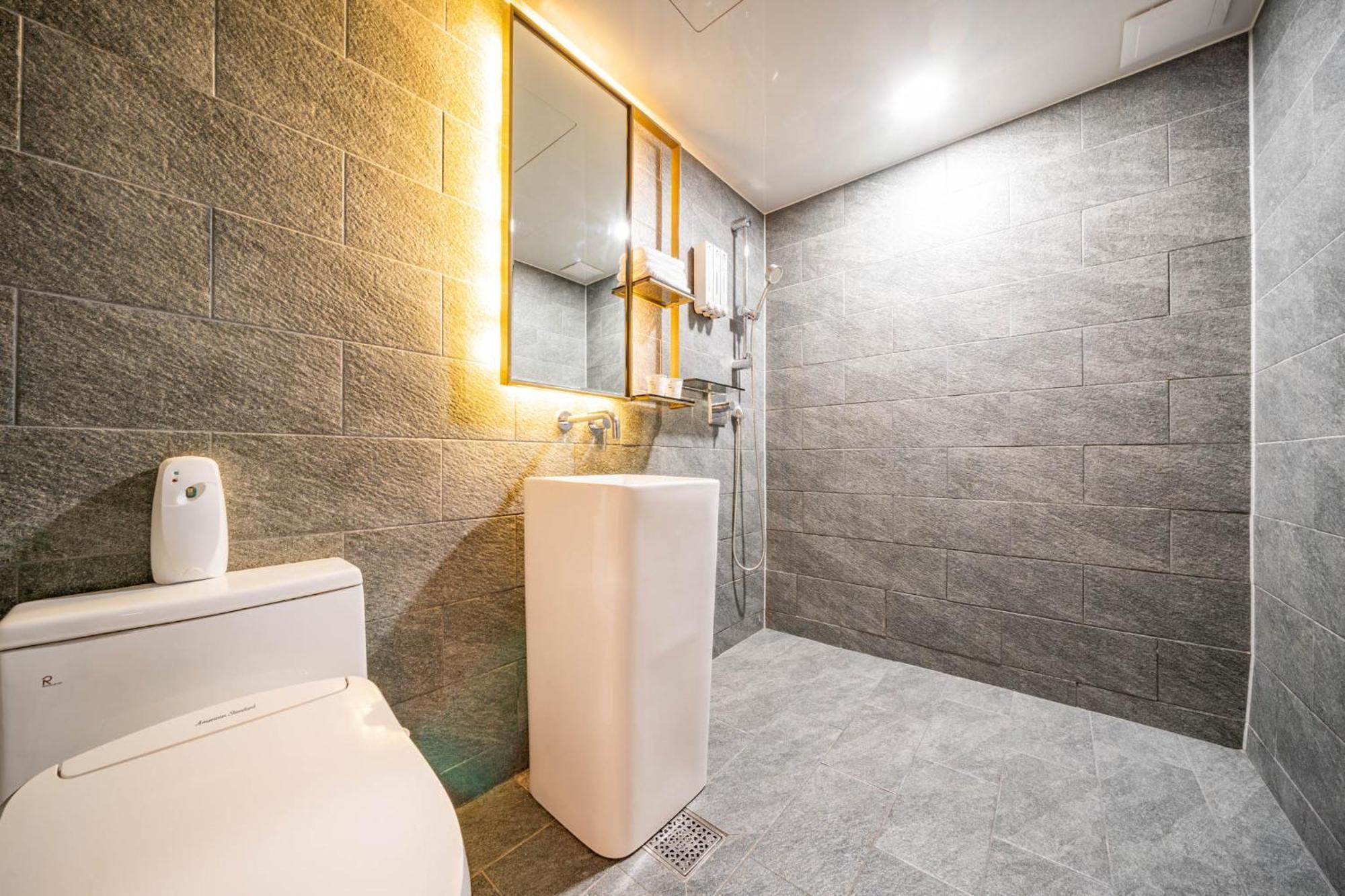 Suncheon Hound Hotel Suncheon Station Branch Esterno foto